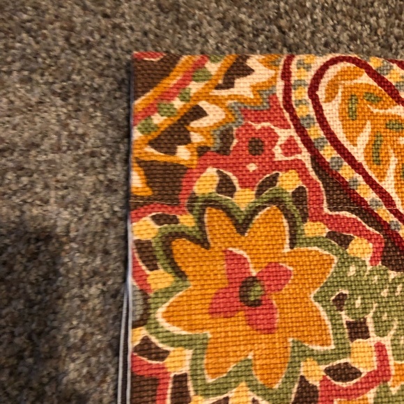 Custom Valances - Picture 3 of 10